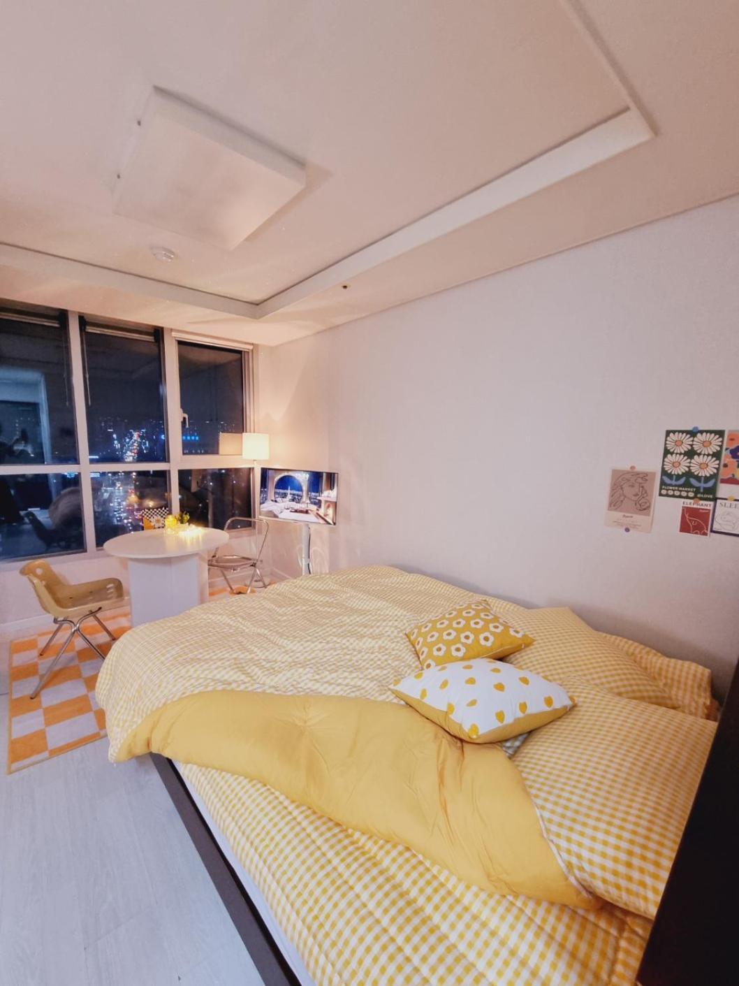 Second House Apartment